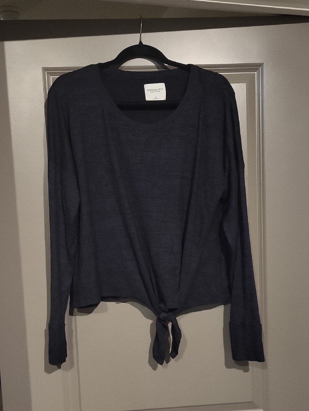 Tie-Front Long Sleeve Knit Top in Dark Blue